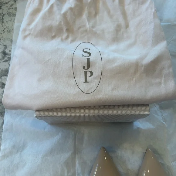 SJP by Sarah Jessica Parker Tan Heels Elegant Design - Picture 7 of 8
